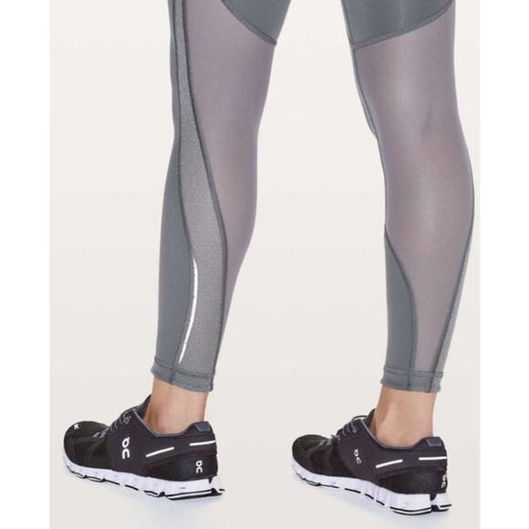 Lululemon Run Smoothly 7/8 Tight Titanium Gray Size 10 Nulux Mesh - Picture 7 of 12